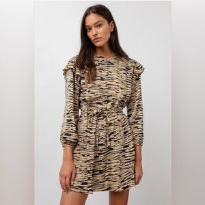 Rails Ora Canyon Animal Print Mini Dress Long Sleeve Smocked Waist Size S